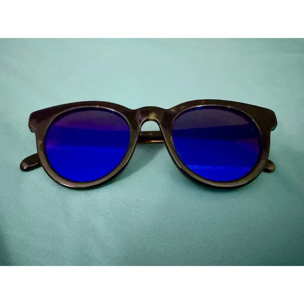 Madewell stylish round